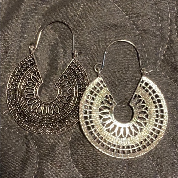 Silver Filagree Metal Hoop Earrings - Picture 3 of 5